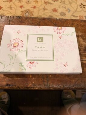 Karen Neuburger Verbena Soap Gift Box - Pink & Green Floral